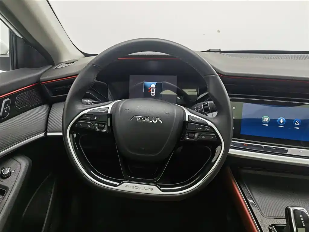 DONGFENG YI HYUN MAX