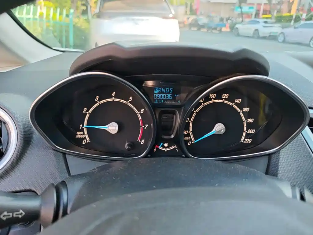 Ford Fiesta — миниатюра 12