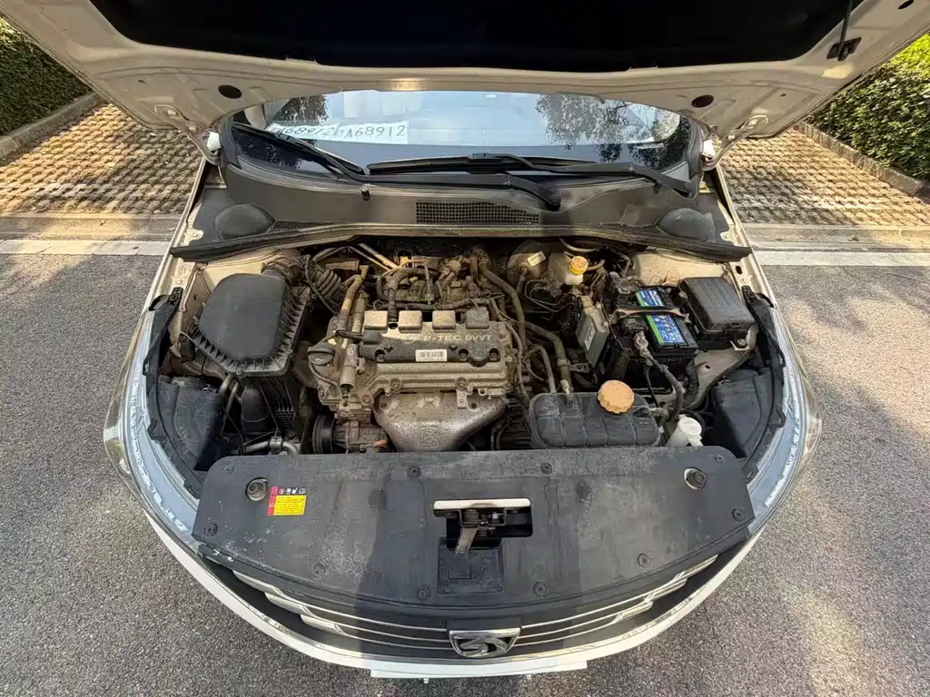 Baojun 310W — миниатюра 21