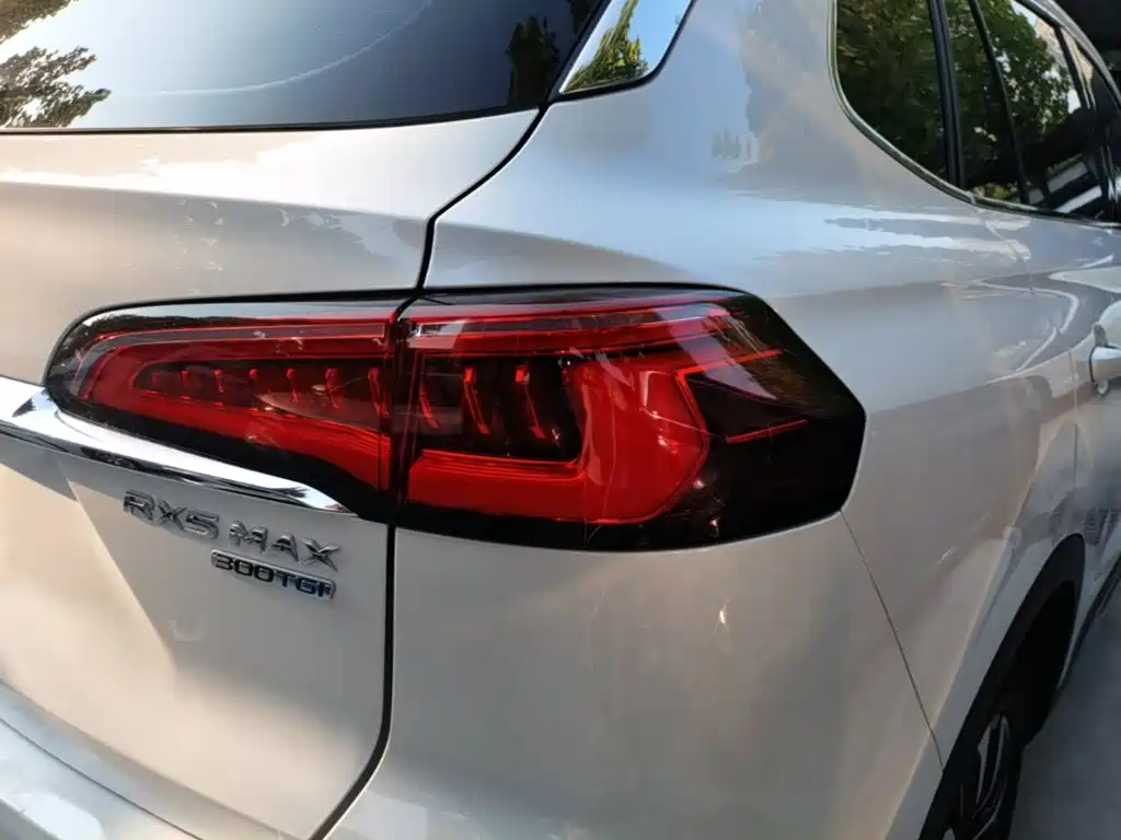 Roewe RX5 MAX — миниатюра 8