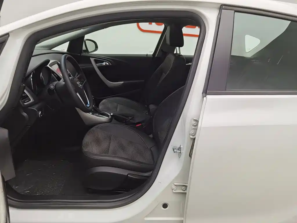Buick Excelle 2013 XT 1.6L AT Fashion