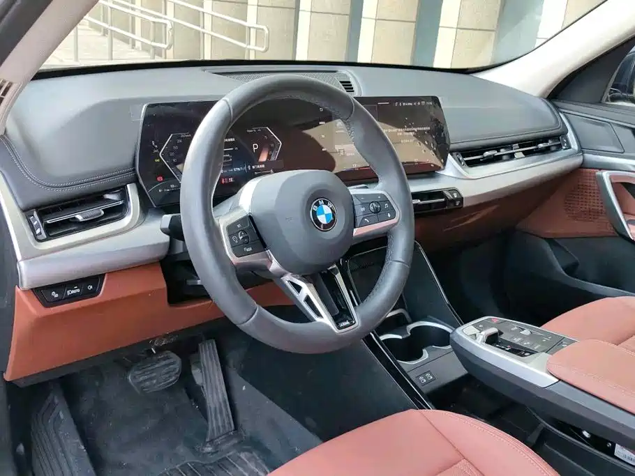 BMW X1 — миниатюра 9