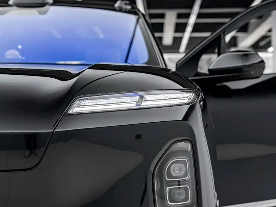 NIO ES8 — миниатюра 44