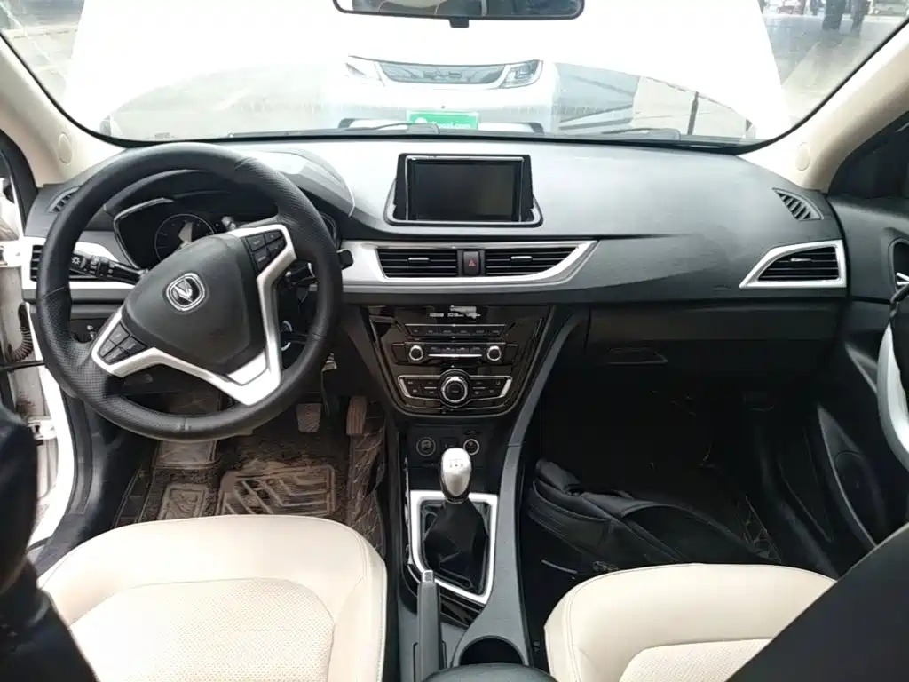Changan V7 — миниатюра 10