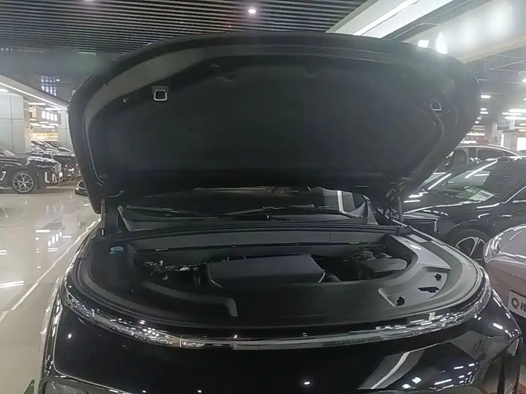Li Auto Li L9 — миниатюра 20