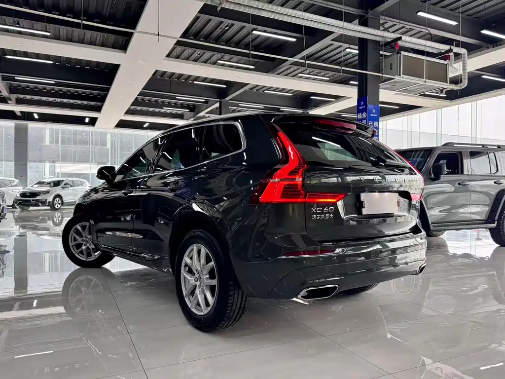 Volvo XC60 2021 T5 Luxury