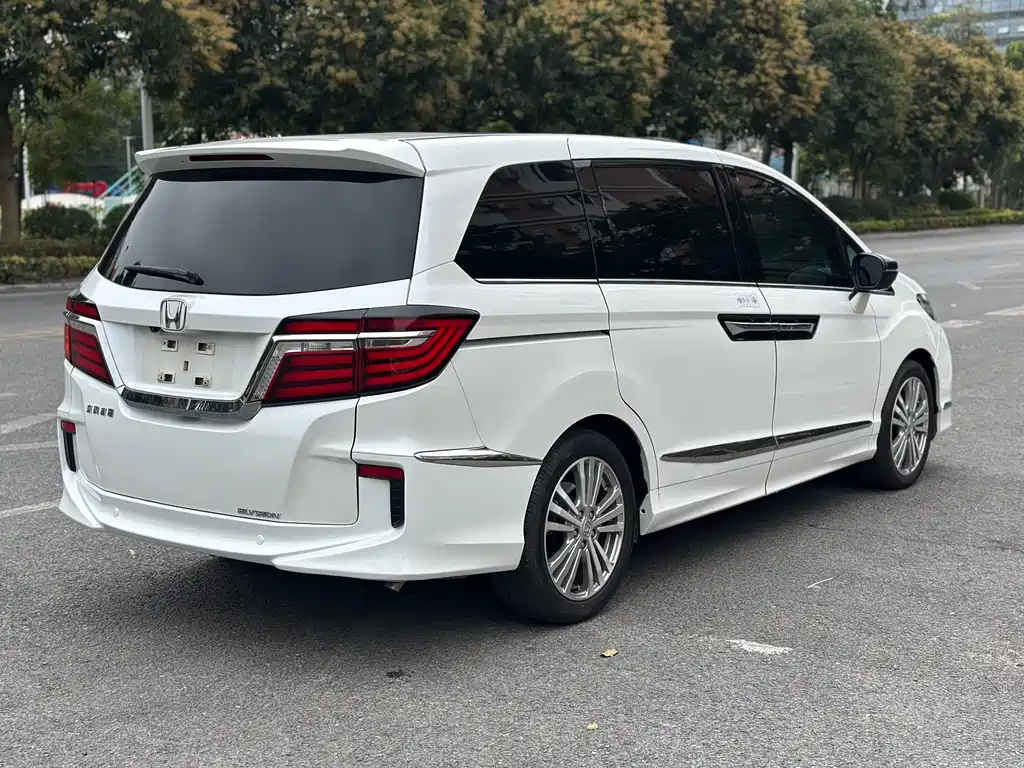 Honda Elysion — фотографии объявления, Фото 13
