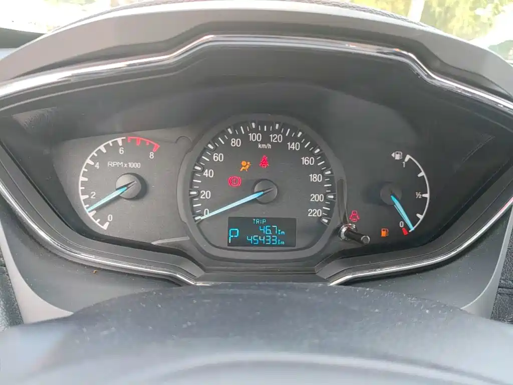 Ford Escort — миниатюра 12