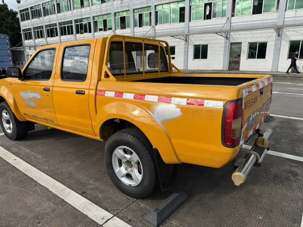 Nissan D22 — миниатюра 4