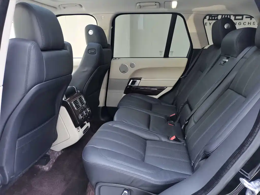Land Rover Range Rover — миниатюра 5