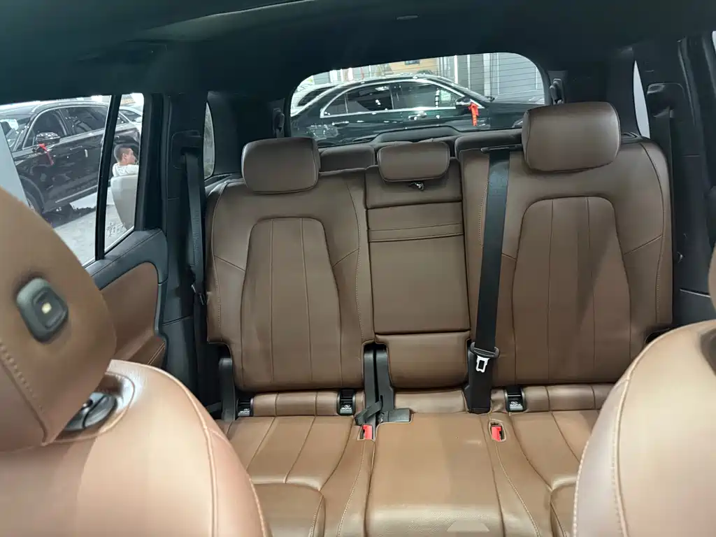 Mercedes-Benz GLB — миниатюра 7