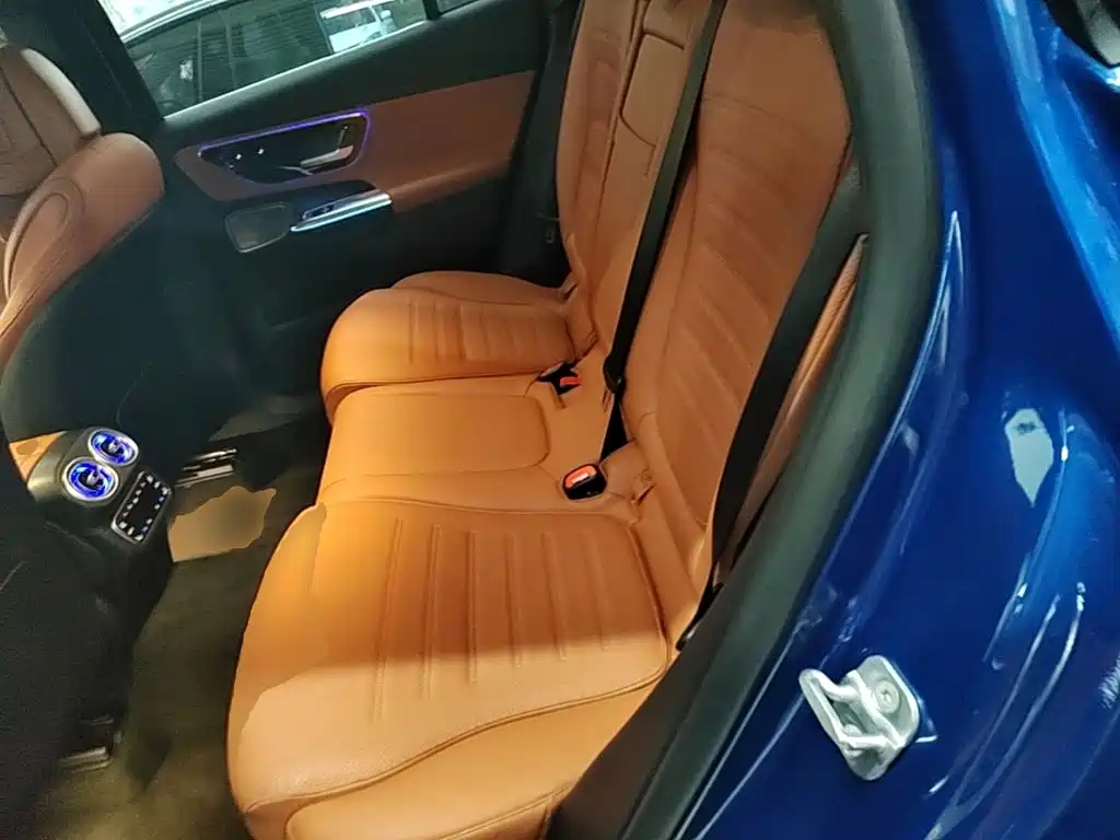 Mercedes-Benz GLC — миниатюра 17