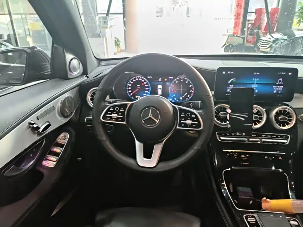 Mercedes-Benz GLC — миниатюра 11