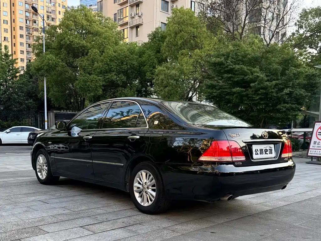 Toyota Crown 2007 2.5L Royal
