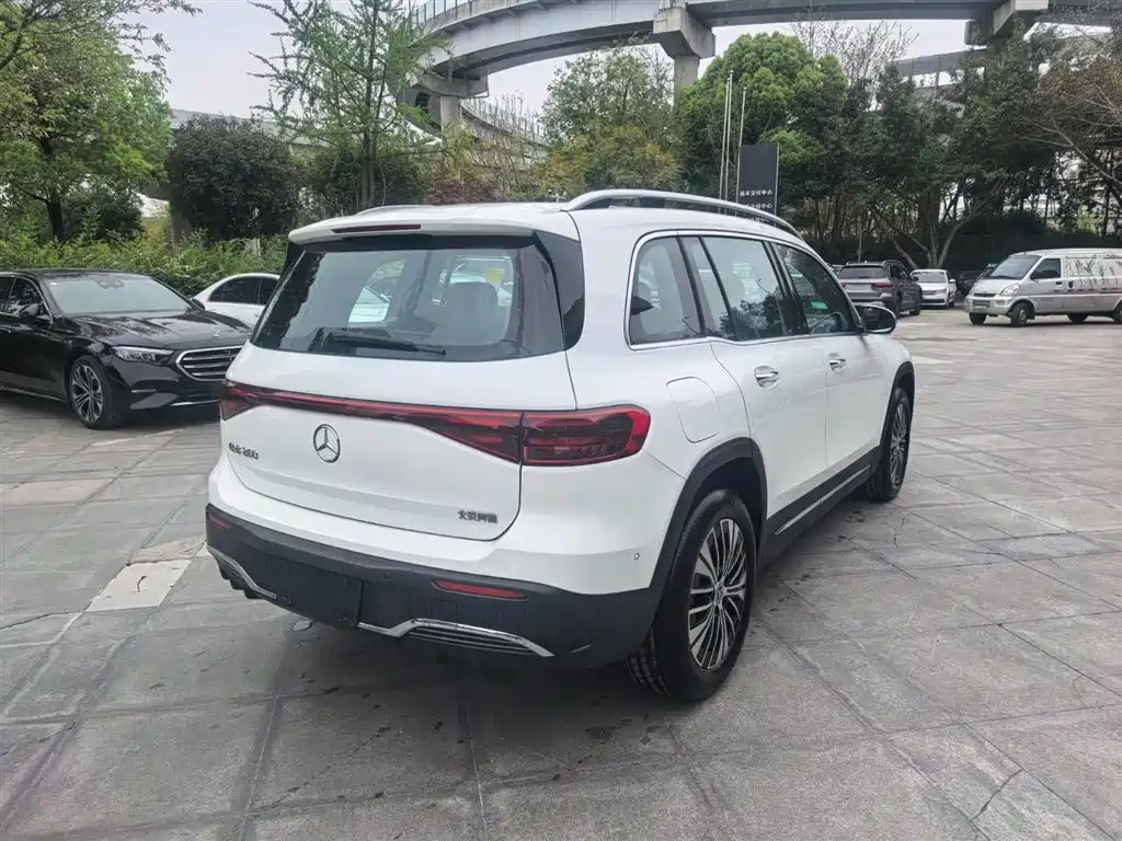 Mercedes-Benz EQB 2025 EQB 260