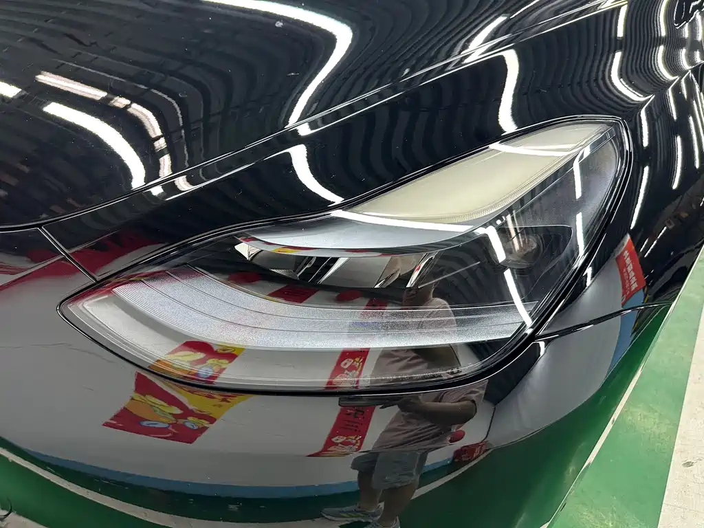 Tesla Model Y — миниатюра 28
