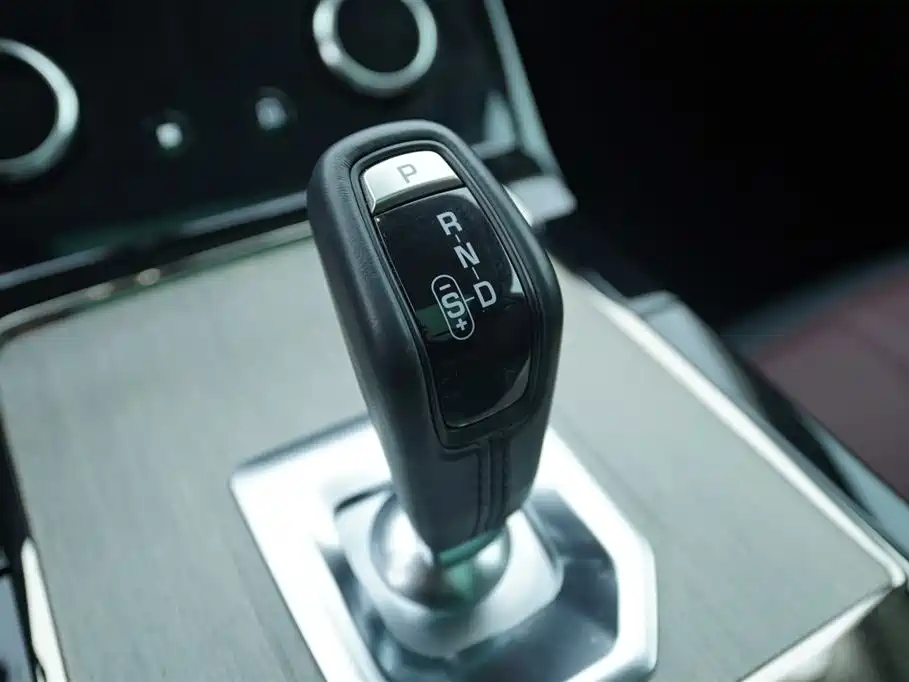 LAND ROVER RANGE ROVER AURORA NEW ENERGY