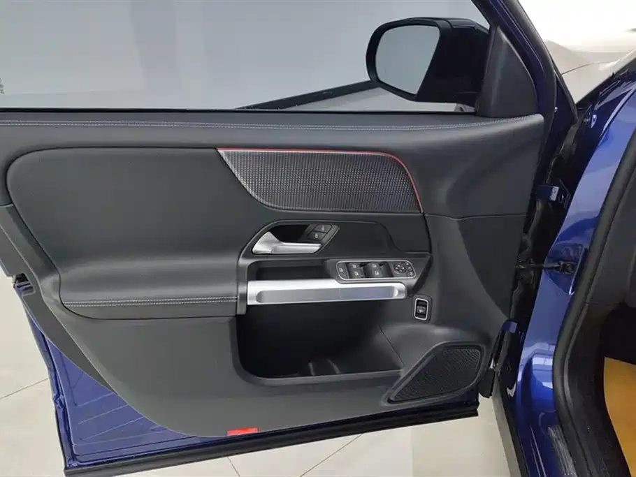 Mercedes-Benz GLB 2022 GLB 220