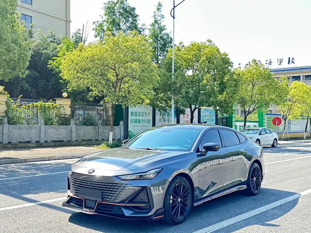 Changan UNI-V 2022