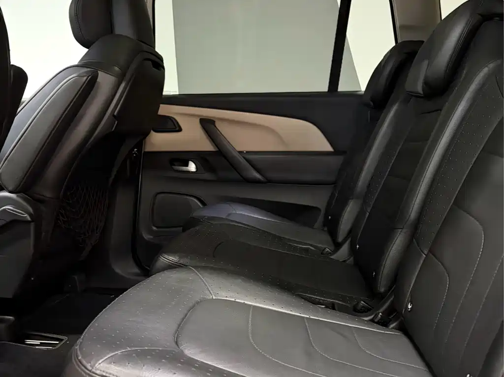 Citroen C4 Picasso 2015 Grand 1.6T Luxury 7 мест