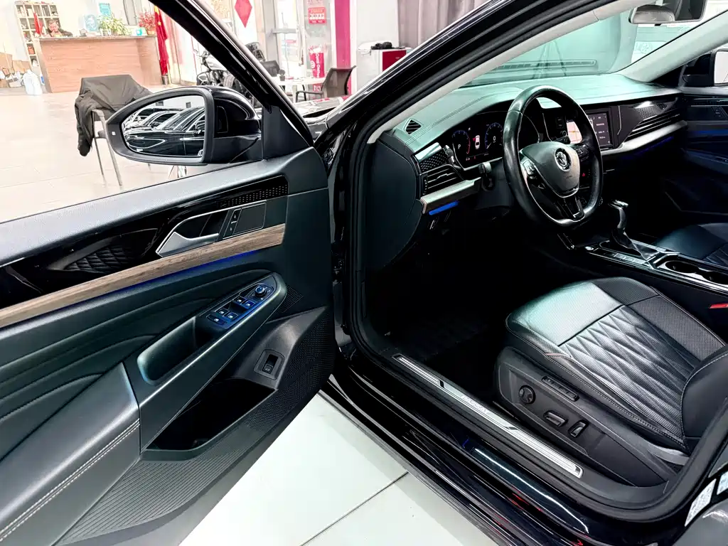 Volkswagen Passat — миниатюра 21