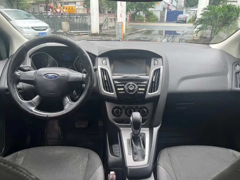 Ford Focus — миниатюра 13