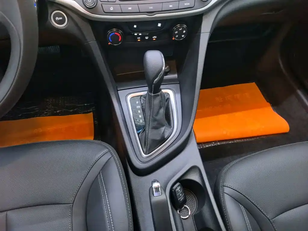 Buick Excelle — миниатюра 14