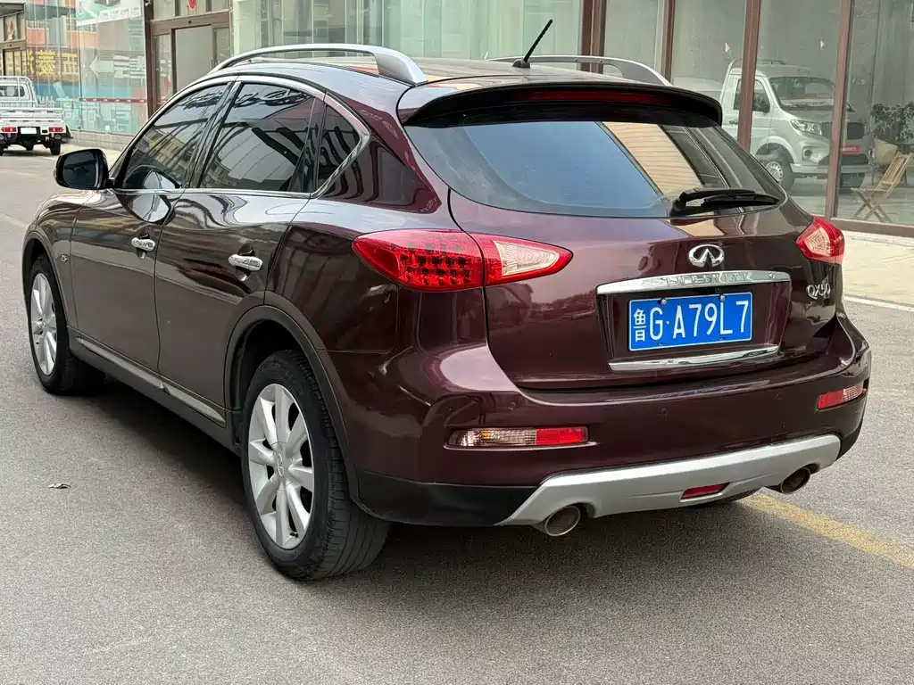 Infiniti QX50 — миниатюра 8