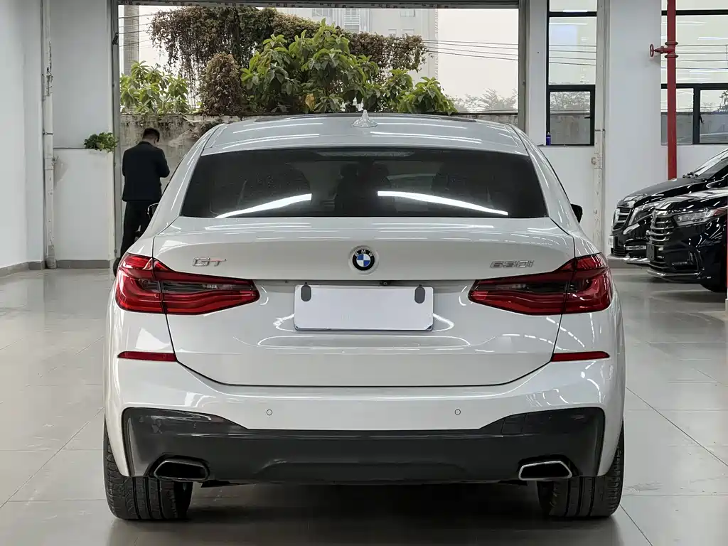 BMW 6 SERIES GT