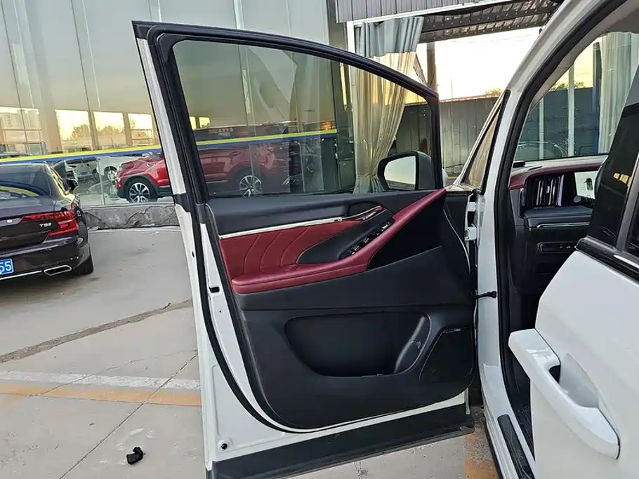 GAC Motor Trumpchi E9 — миниатюра 7