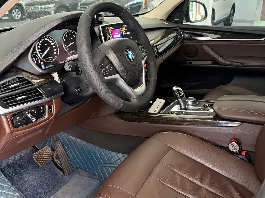 BMW X5 (Import) — миниатюра 6