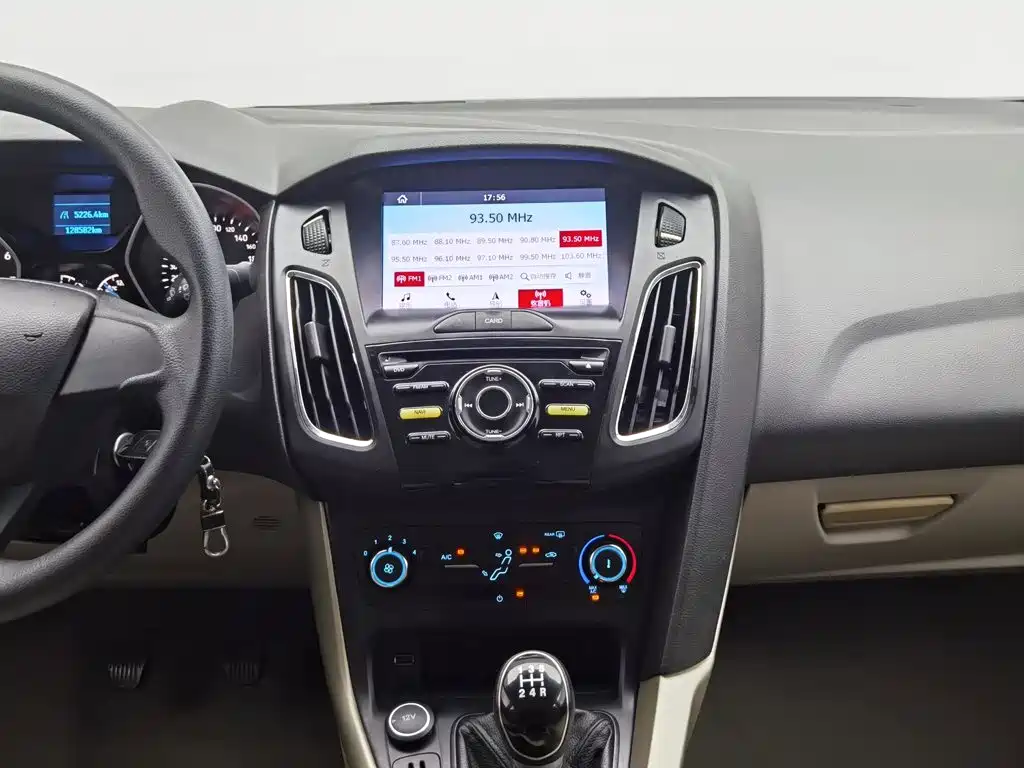 Ford Focus — миниатюра 12