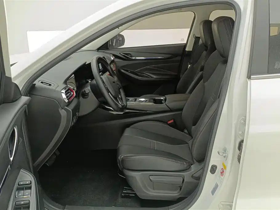 Oshan X5 2021 1.5T DCT Luxury