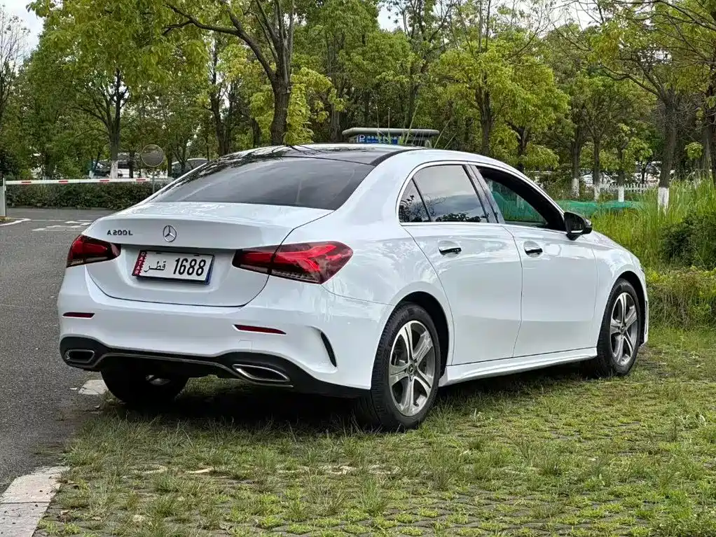 Mercedes-Benz A-Class — миниатюра 9