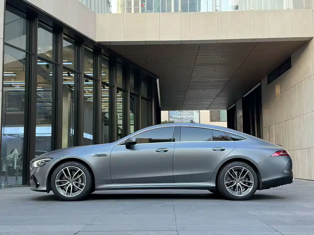 MERCEDES-BENZ AMG GT