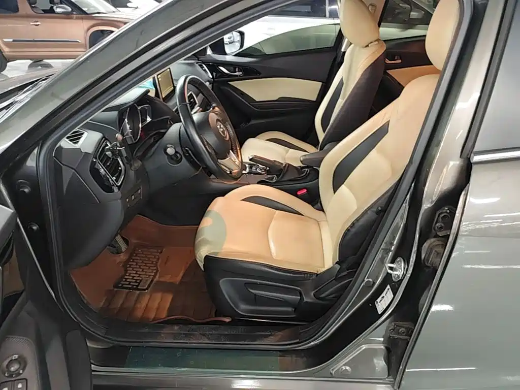 Mazda 3 Axela — миниатюра 15