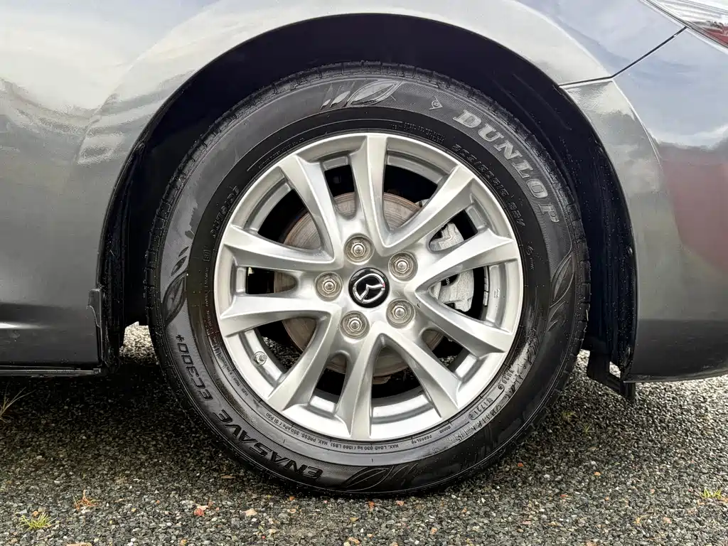 MAZDA  3 ANGKESAILA