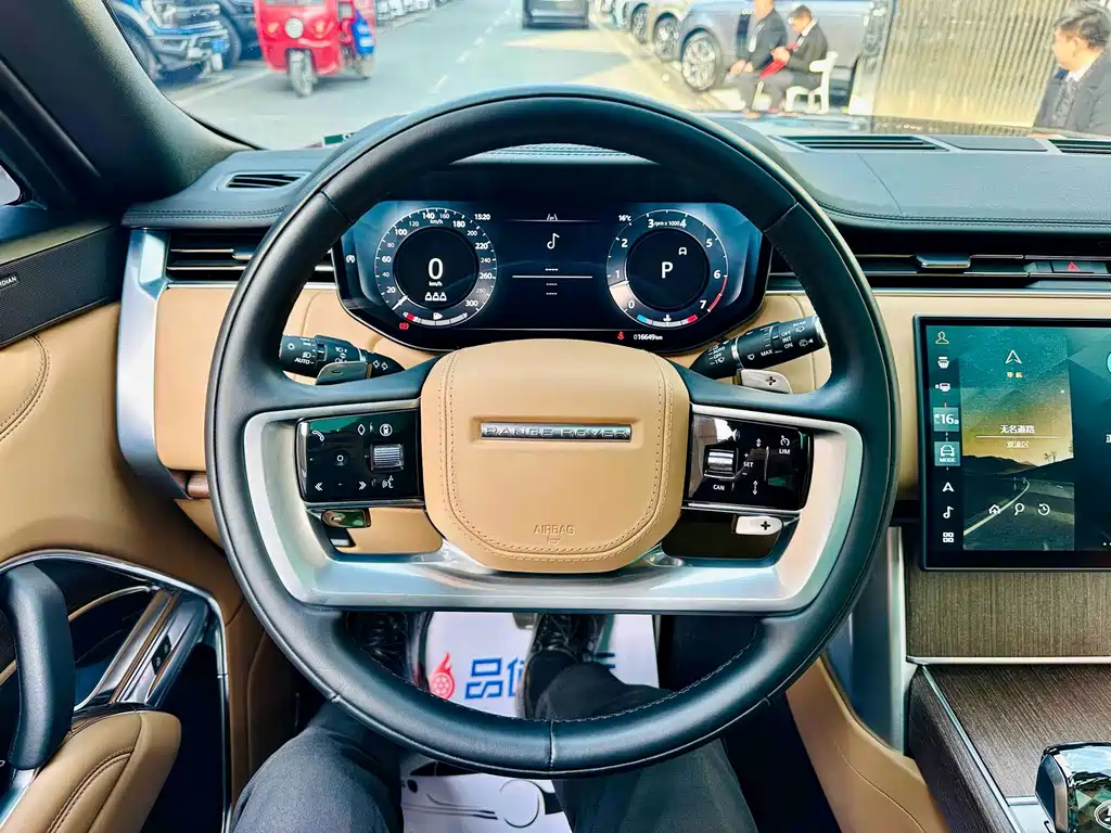 Land Rover Range Rover — миниатюра 8