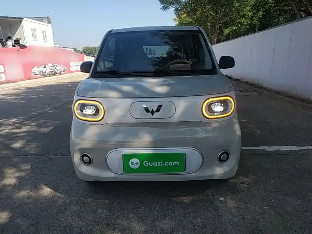Wuling MINIEV — миниатюра 3