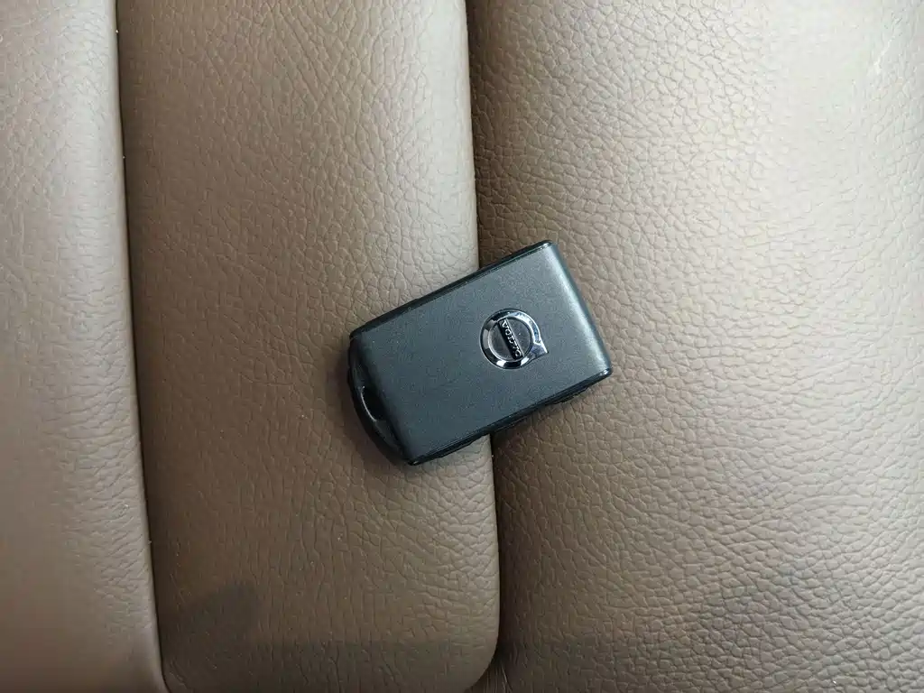 Volvo XC60 — миниатюра 11