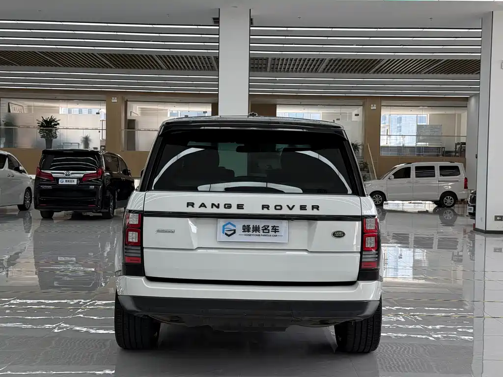 Land Rover Range Rover — миниатюра 5