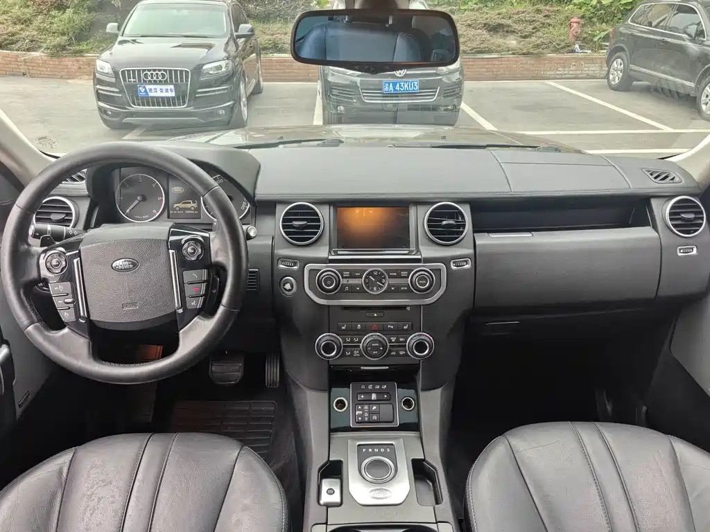 Land Rover Discovery — миниатюра 12