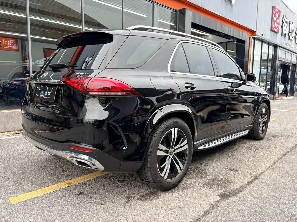 Mercedes-Benz GLE (Import) — миниатюра 7