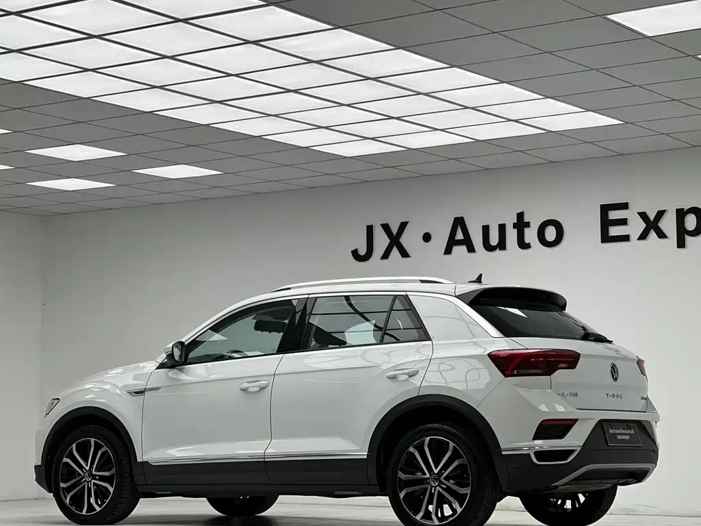 Volkswagen T-Roc — миниатюра 5