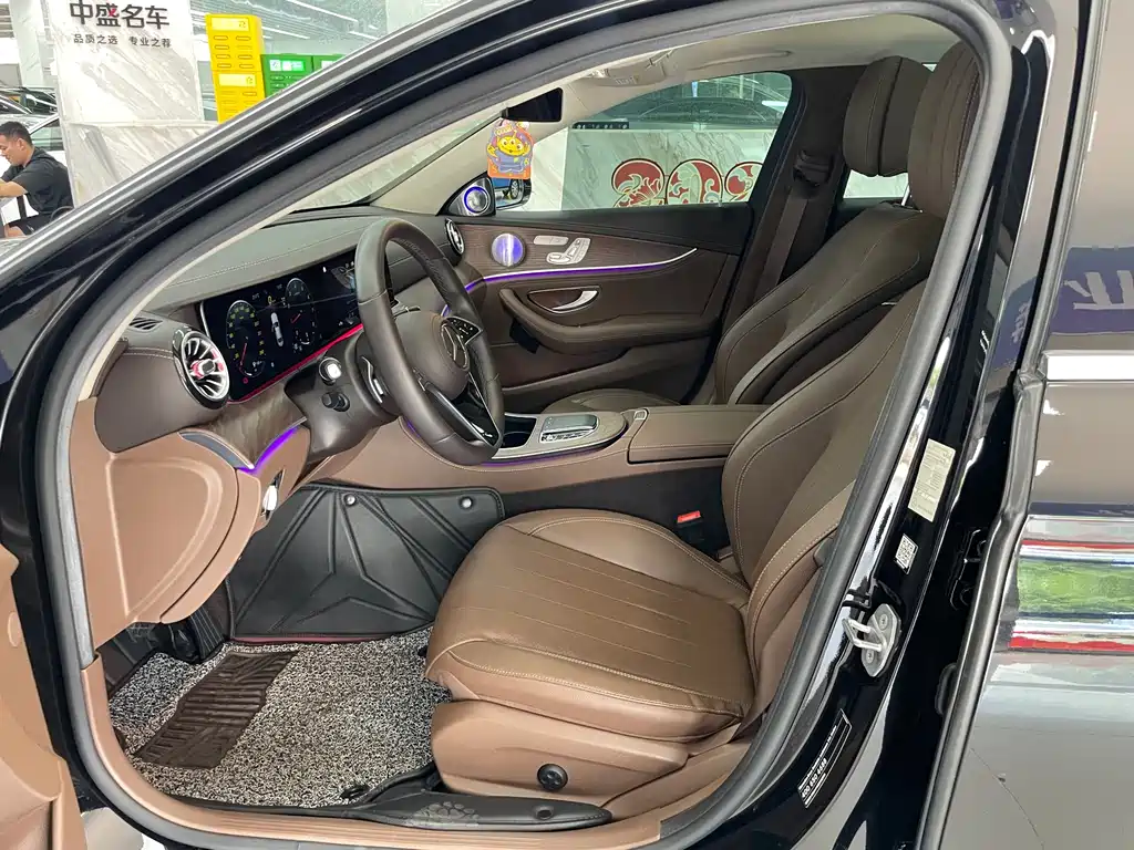 Mercedes-Benz E-Class E 2023 E 300 L Fashion