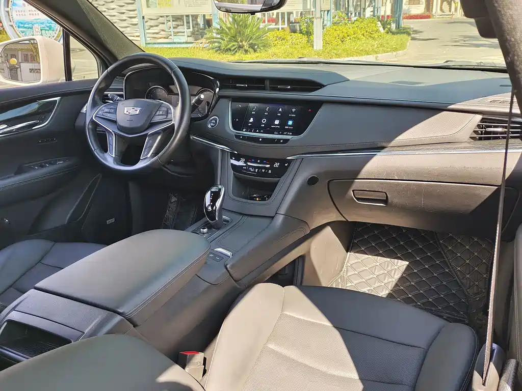 Cadillac XT5 — миниатюра 9
