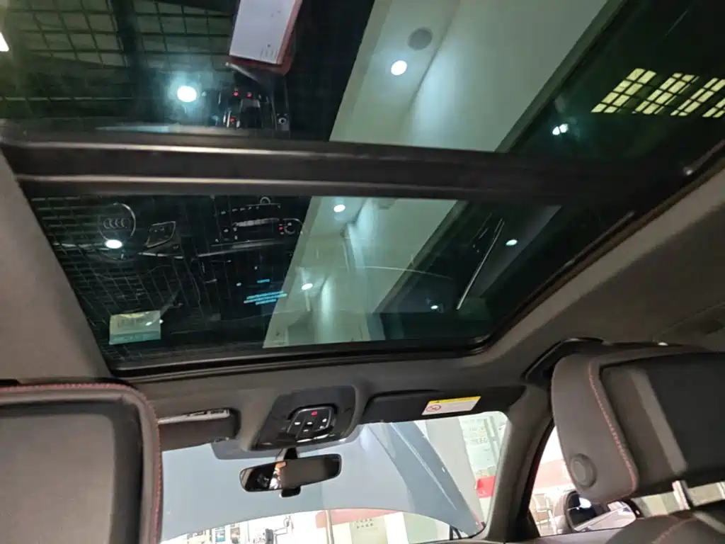 Audi A4L — миниатюра 14