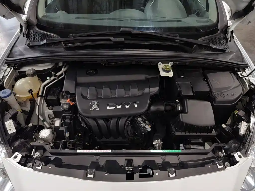 Peugeot 408 — миниатюра 6