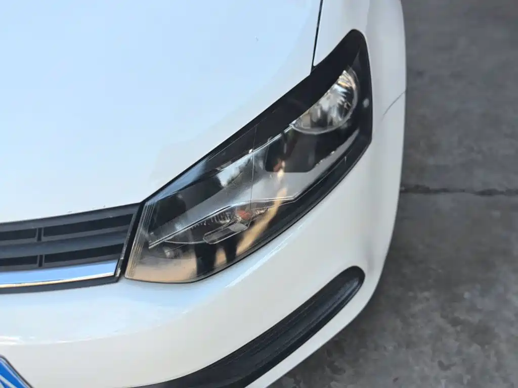 Volkswagen Polo — миниатюра 24