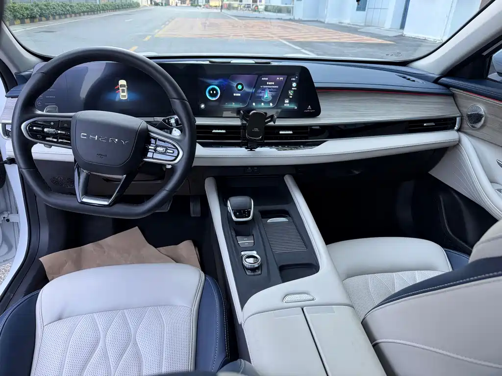 Chery Arrizo 8 — миниатюра 15